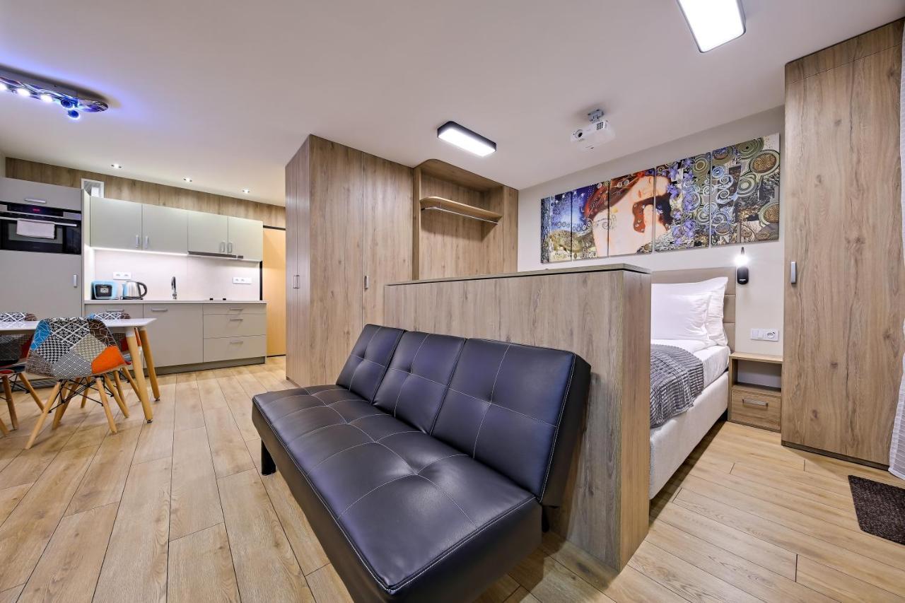 Inpoint Apartments G11 Near Old Town & Kazimierz District & Parking Option Krakau Exterior foto