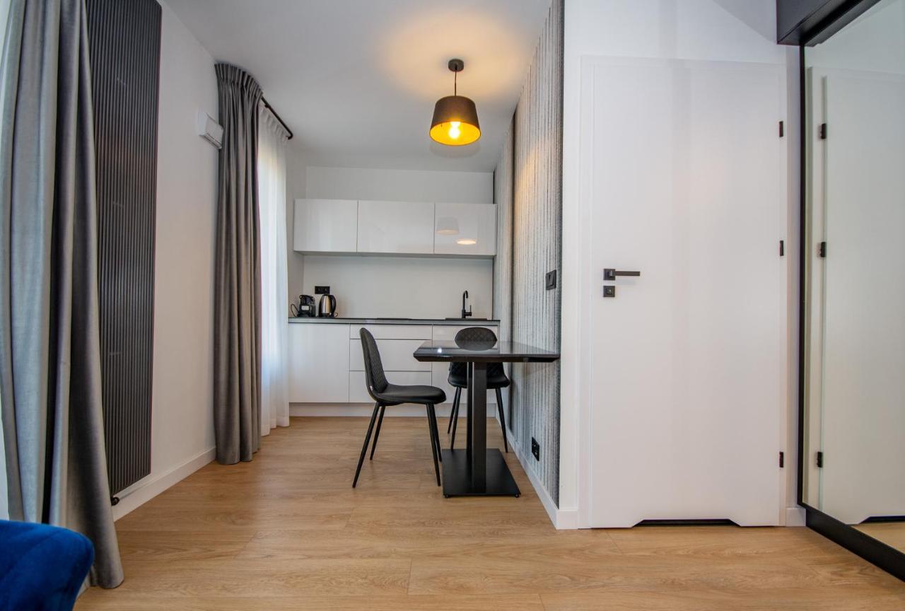 Inpoint Apartments G11 Near Old Town & Kazimierz District & Parking Option Krakau Exterior foto