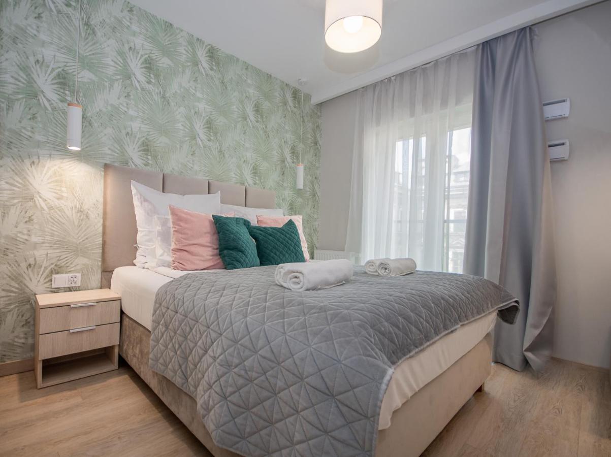 Inpoint Apartments G11 Near Old Town & Kazimierz District & Parking Option Krakau Exterior foto